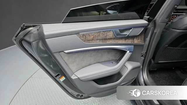 Audi A7 (4K) id 4383446 из Кореи 17