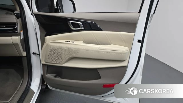 Kia The New Carnival 4th Generation id 4354452 из Кореи 17