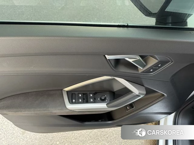 Audi Q3 id 4276347 из Китая 17