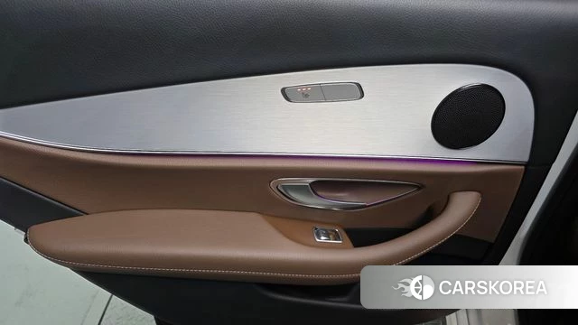 Mercedes-Benz E-Class W213 id 4202619 из Кореи 17