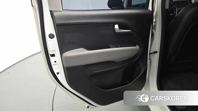 Kia The New Kia Ray id 4281554 из Кореи 17