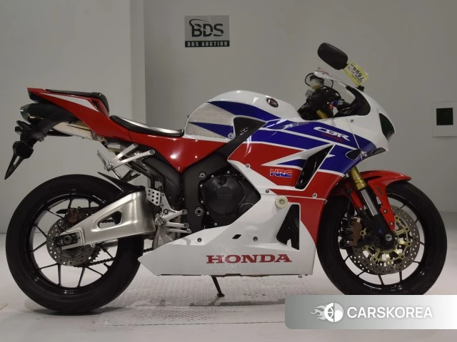 Проданный Honda CBR600RR ABS 2016 из Японии, фото 2