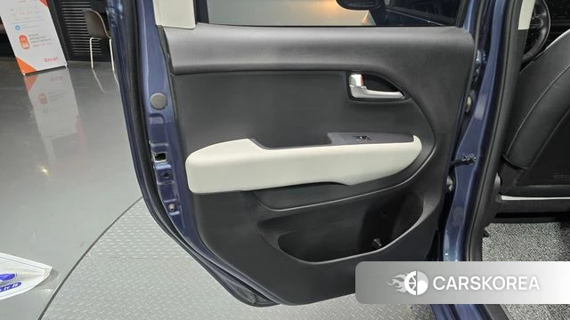 Kia The New Kia Ray EV id 4655746 из Кореи 17