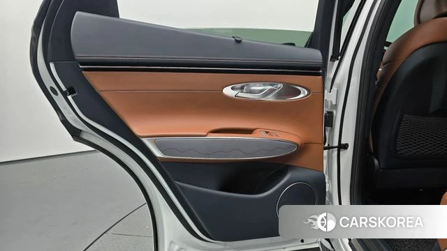 Genesis GV70 id 4711347 из Кореи 17