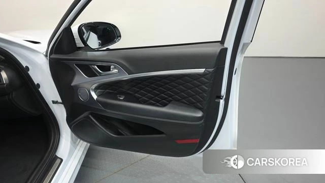 Genesis G70 id 4390282 из Кореи 17