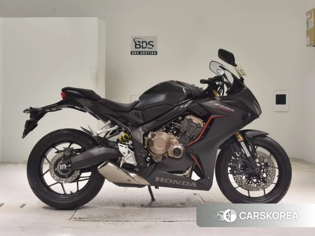 Проданный Honda CBR650R 2019 из Японии