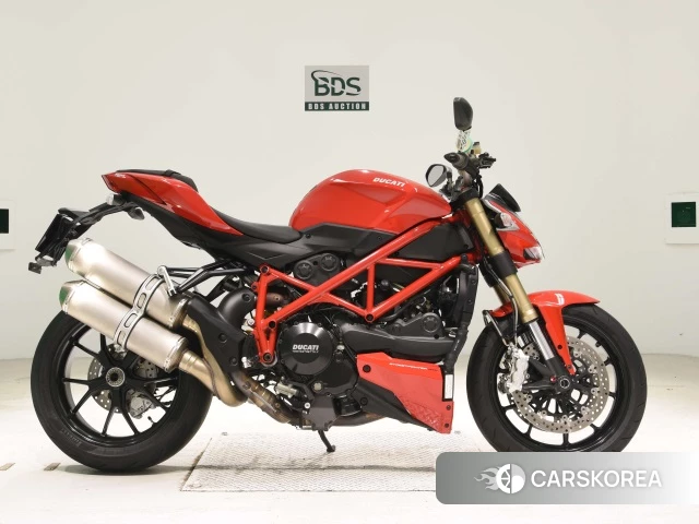 Проданный Ducati STREETFIGHTER 848 2015 из Японии