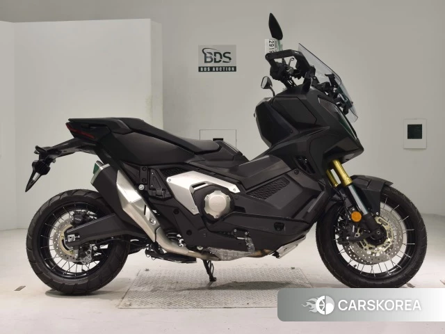 Проданный Honda X-ADV 750 2024 из Японии, фото 2