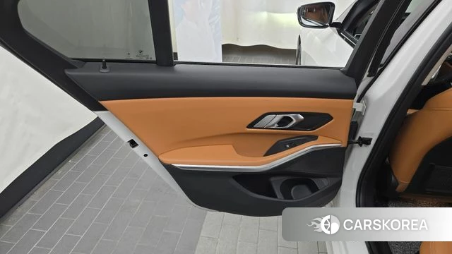 BMW 3 Series (G20) id 4863728 из Кореи 17