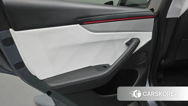 Tesla Model Y id 4715077 из Кореи 17