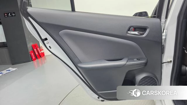 Toyota Prius 4th Generation id 4636610 из Кореи 17