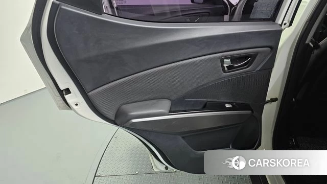 Ssangyong Tivoli Air id 4508421 из Кореи 17