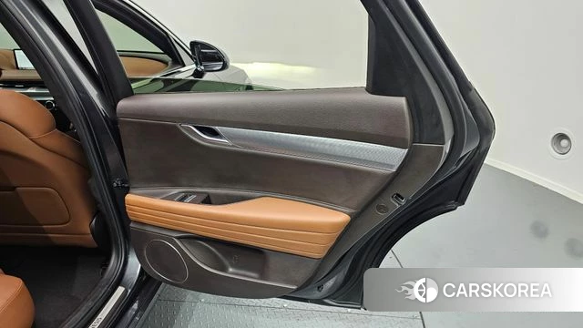 Genesis G80 (RG3) id 4445514 из Кореи 17