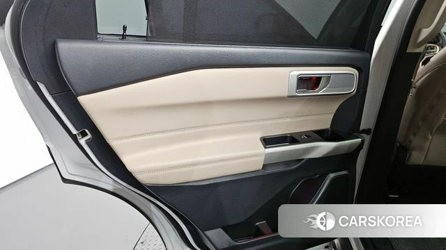 Ford Explorer 6th Generation id 4267384 из Кореи 17