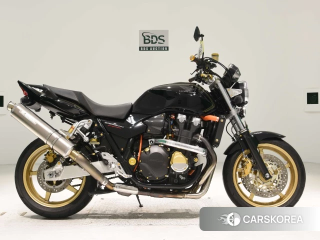 Проданный Honda CB1300SF 2012 из Японии