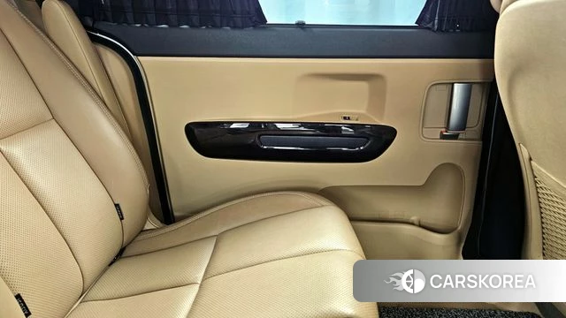Kia The New Carnival id 4384945 из Кореи 17