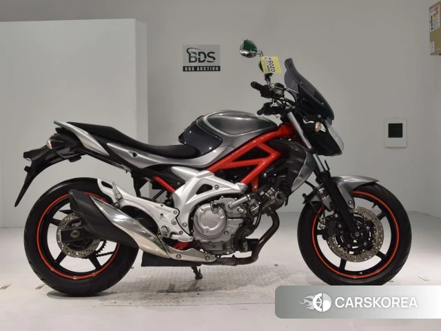 Проданный Suzuki GLADIUS 650 ABS 2010 из Японии