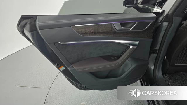 Audi A7 (4K) id 4625039 из Кореи 17