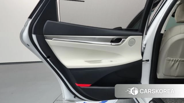 Hyundai The New Grandeur IG Hybrid id 4349958 из Кореи 17