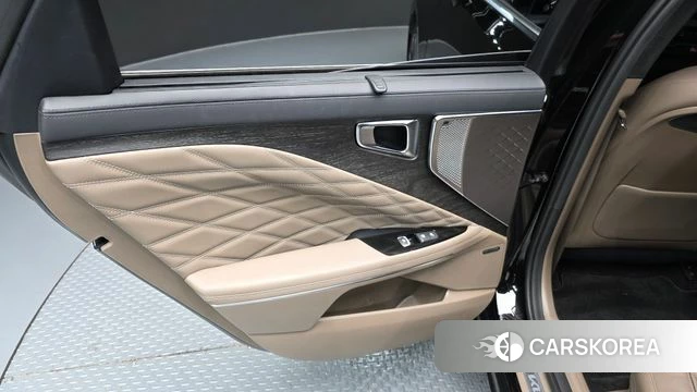 Kia K8 id 4224100 из Кореи 17