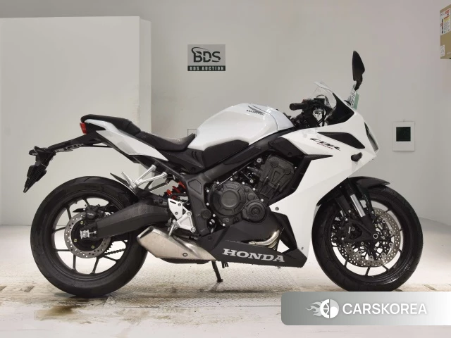 Проданный Honda CBR650R 2023 из Японии