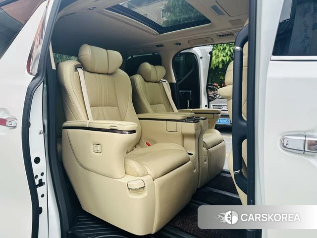 Toyota Elfa id 4263595 из Китая 17
