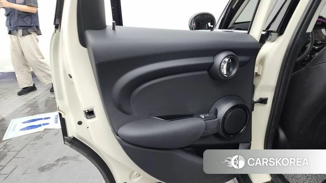 Mini Cooper id 4604813 из Кореи 17