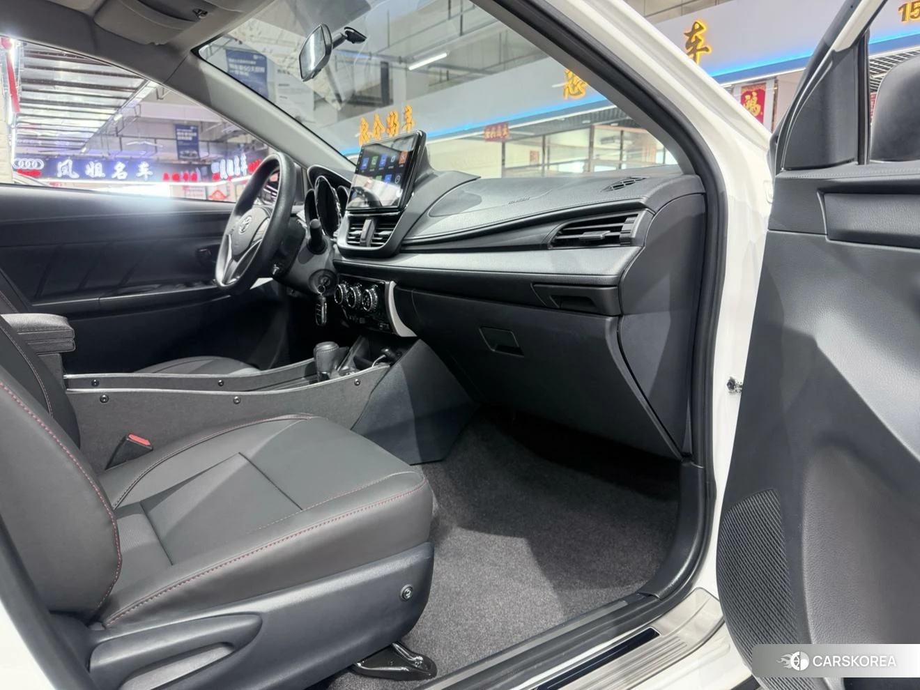 Toyota Yaris L id 4514835 из Китая 17