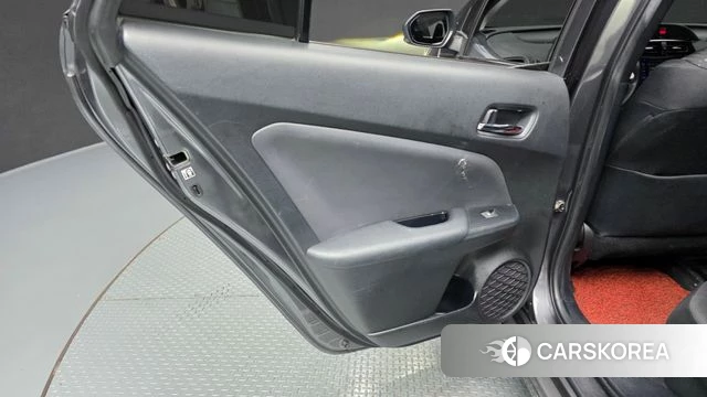 Toyota Prius 4th Generation id 4703408 из Кореи 17