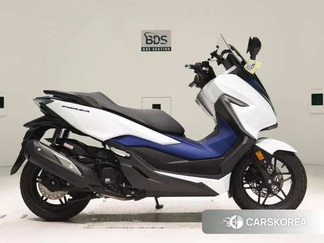 Проданный Honda FORZA 2018 из Японии, фото 2
