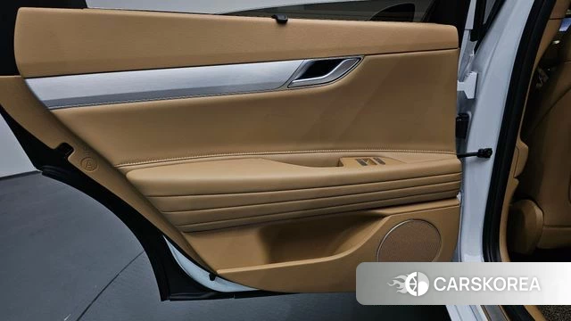 Genesis G80 (RG3) id 4649681 из Кореи 17