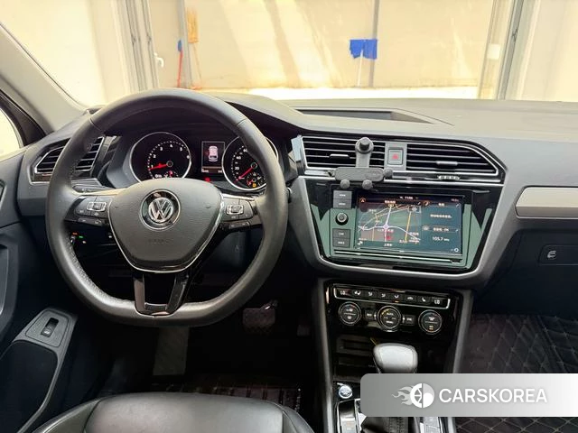 Volkswagen Tiguan L id 4210923 из Китая 17
