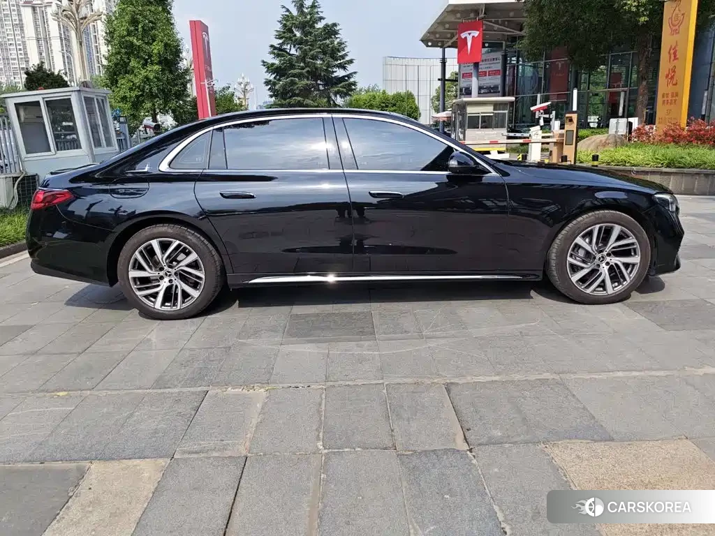 Mercedes-Benz E-Class id 4680508 из Китая 17