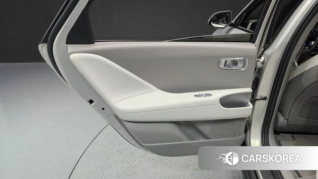 Hyundai Ionic 6 id 4281709 из Кореи 17