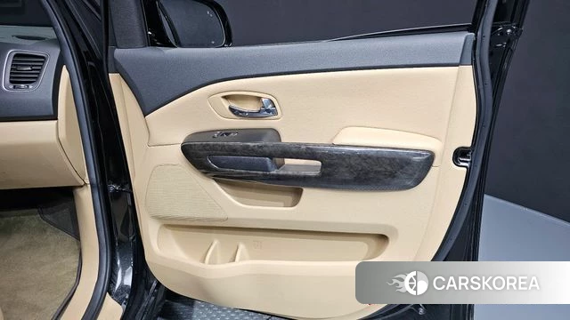 Kia The New Carnival id 4900737 из Кореи 17