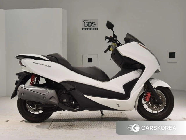 Проданный Honda FORZA 2013 из Японии, фото 2