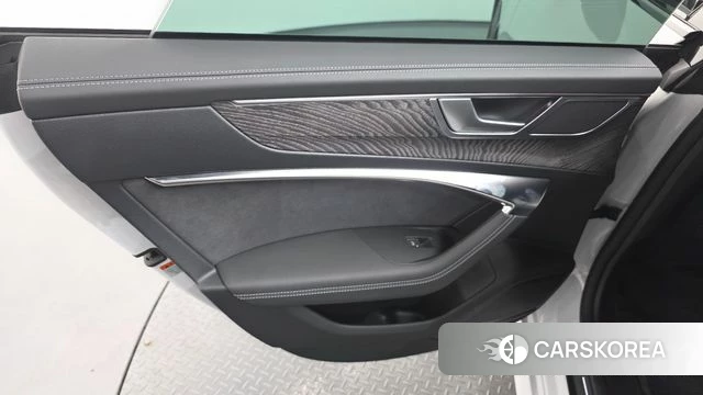 Audi A7 (4K) id 4456115 из Кореи 17