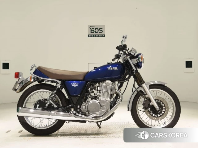Проданный Yamaha SR400 2021 из Японии