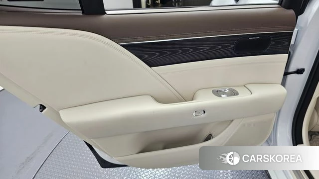 Genesis G90 (RS4) id 4720117 из Кореи 17