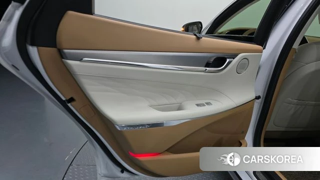 Hyundai The New Grandeur IG Hybrid id 4475462 из Кореи 17