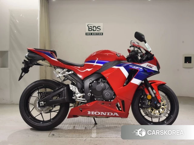 Проданный Honda CBR600RR 2024 из Японии