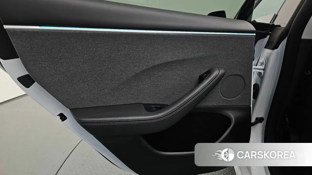 Tesla Model 3 id 4474485 из Кореи 17