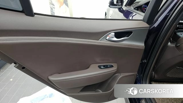 Kia Stinger id 4557535 из Кореи 17