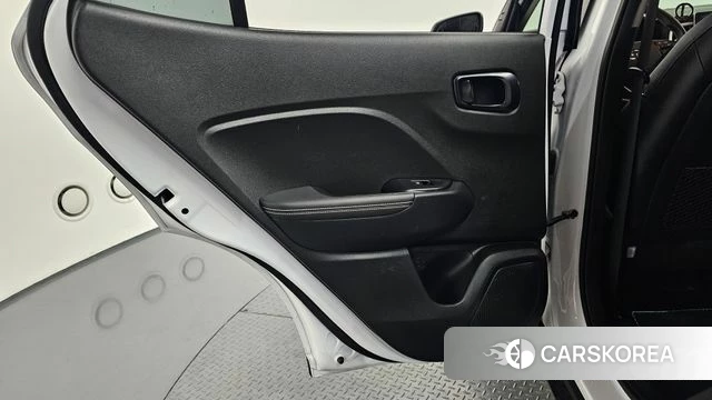 Hyundai Venue id 4203480 из Кореи 17