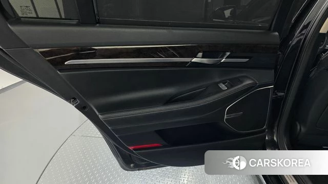Genesis G90 id 4855889 из Кореи 17