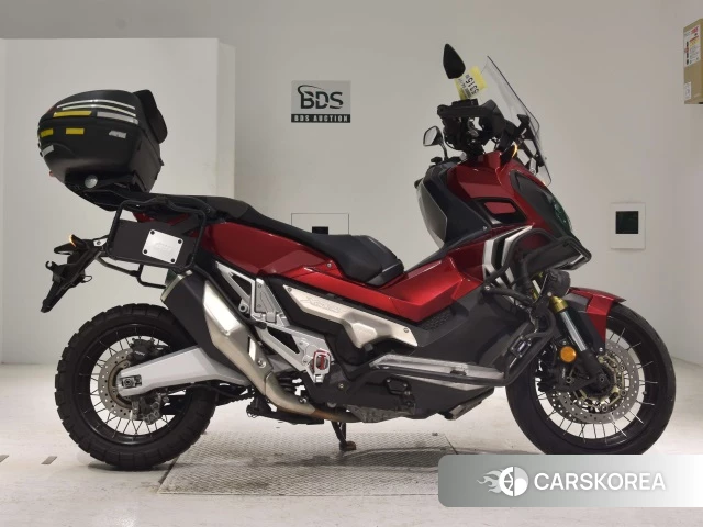 Проданный Honda X-ADV 750 2018 из Японии