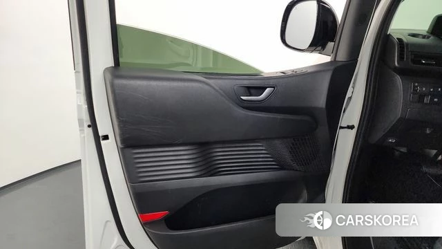 Hyundai Staria id 4185679 из Кореи 17