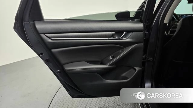 Honda Accord 10th Generation id 4529817 из Кореи 17