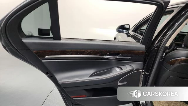 Genesis G90 id 4371516 из Кореи 17