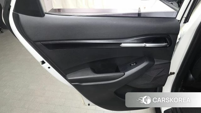 Kia Seltos id 4294399 из Кореи 17